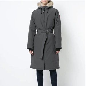 Canada Goose Women's Whistler Parka Medium